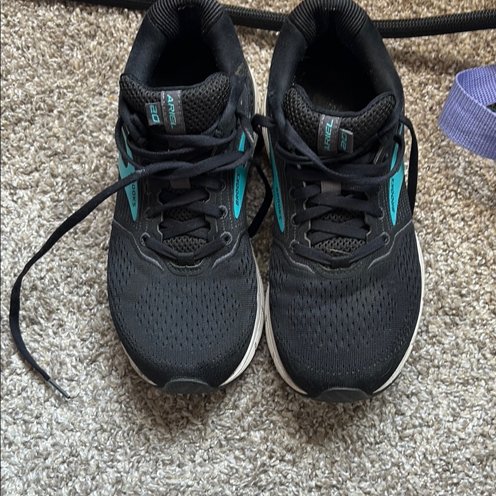 Brooks Ariel Running Shoes in Black and Teal